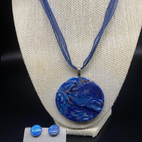 Handmade Pendant Necklace and Matching Earrings - Picture 1 of 1